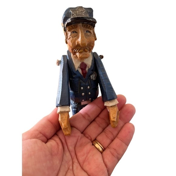 Vintage David Frykman 2002 Figurine Collection Long Arm Of The Law - Picture 6 of 12